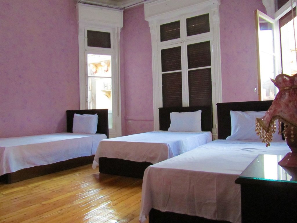 Каир: Traveler's House Hotel
