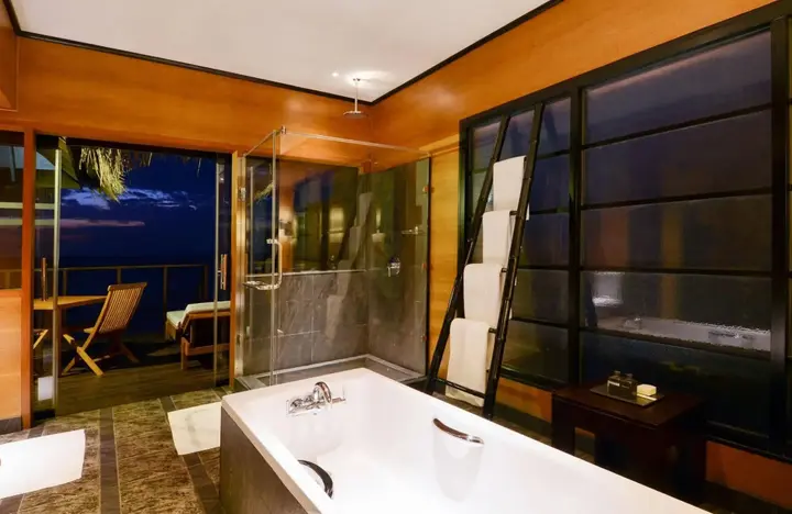 Северный атолл Мале: Adaaran Prestige Ocean Villas