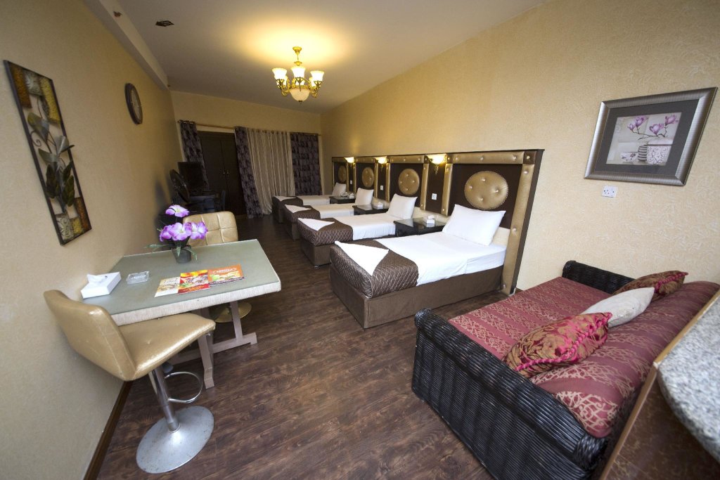 Дубай: Hafez Hotel Apartment by Gemstones