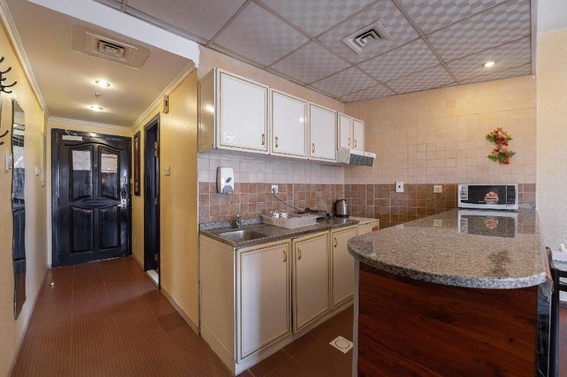 Дубай: Hafez Hotel Apartment by Gemstones