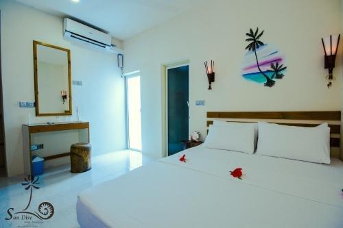 Атолл Алиф-Дхаалу: Sundive Lodge Maldives