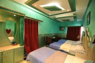 Дубай: Sun City International Hotel