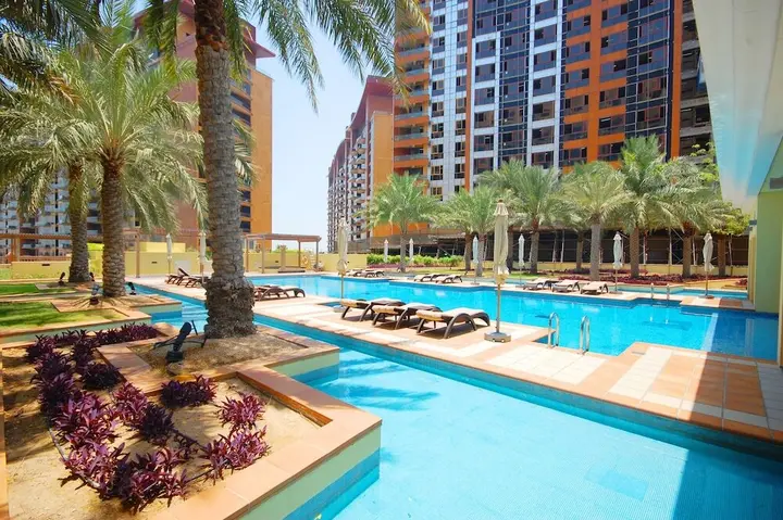 Дубай: Kennedy Towers - Marina Residences 2