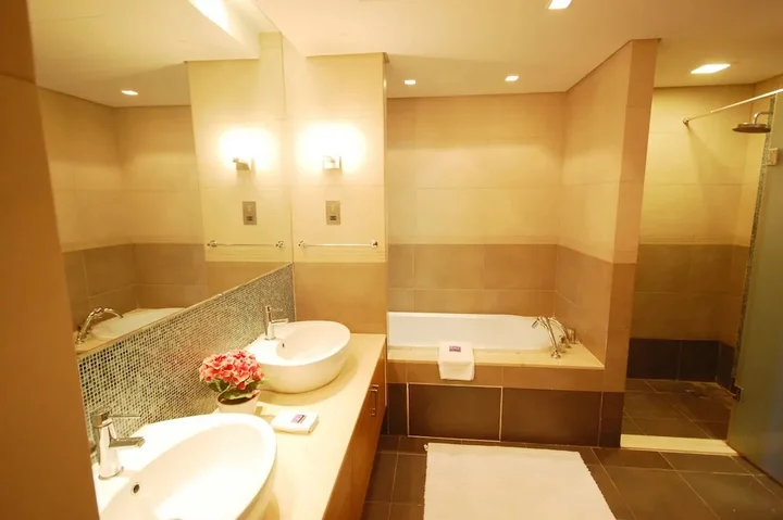 Дубай: Kennedy Towers - Marina Residences 2