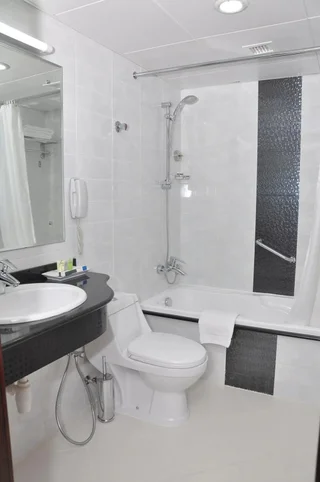 Абу-Даби: Phoenix Plaza Hotel Apartments