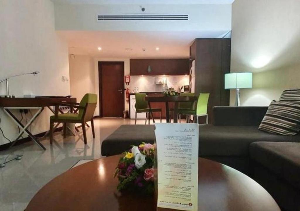 Абу-Даби: Phoenix Plaza Hotel Apartments