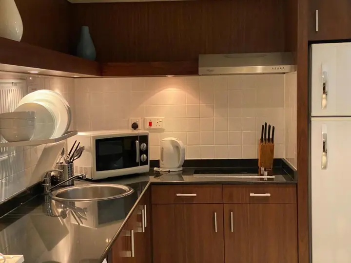 Абу-Даби: Phoenix Plaza Hotel Apartments