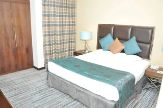Абу-Даби: Phoenix Plaza Hotel Apartments