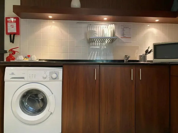Абу-Даби: Phoenix Plaza Hotel Apartments