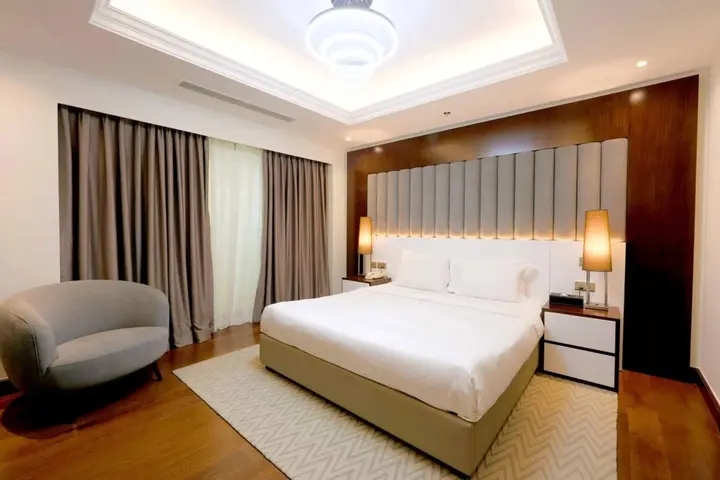 Дубай: Number One Tower Suites Dubai