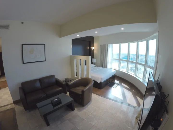 Дубай: Number One Tower Suites Dubai