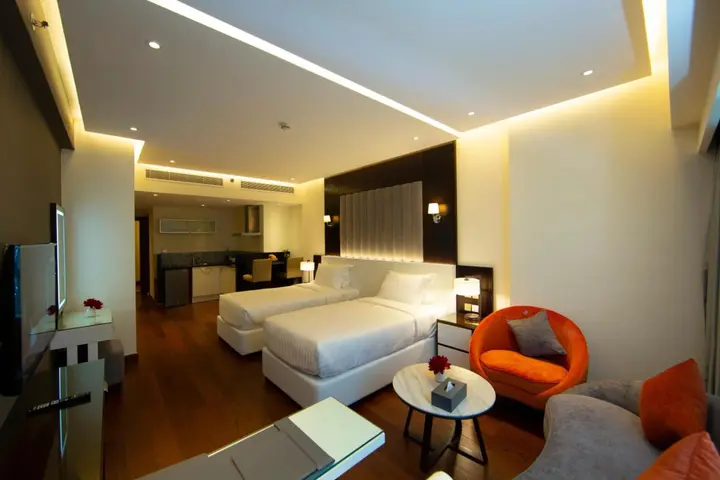Дубай: Number One Tower Suites Dubai