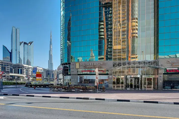 Дубай: Number One Tower Suites Dubai