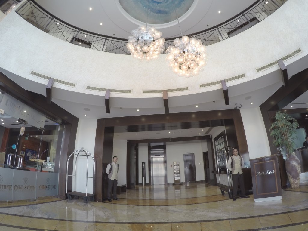 Дубай: Number One Tower Suites Dubai