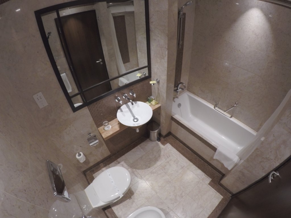 Дубай: Number One Tower Suites Dubai
