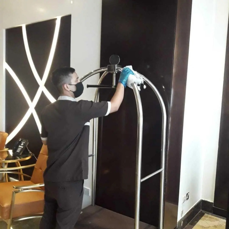 Дубай: Number One Tower Suites Dubai