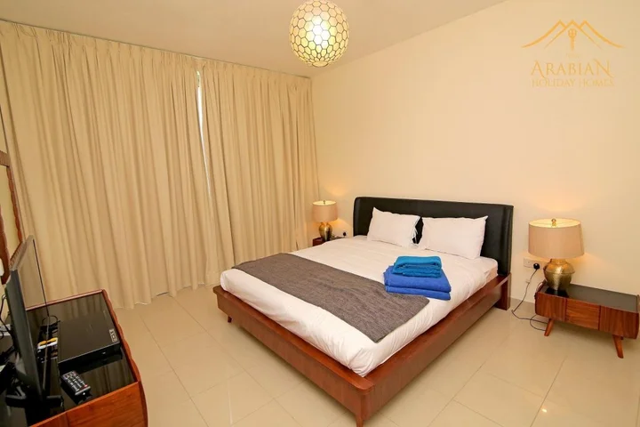 Дубай: Classy 2BHK near to Burj Khalifa  - Stand Point -413