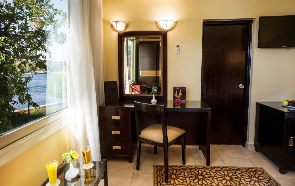 Асуан: Obelisk Nile Hotel Aswan
