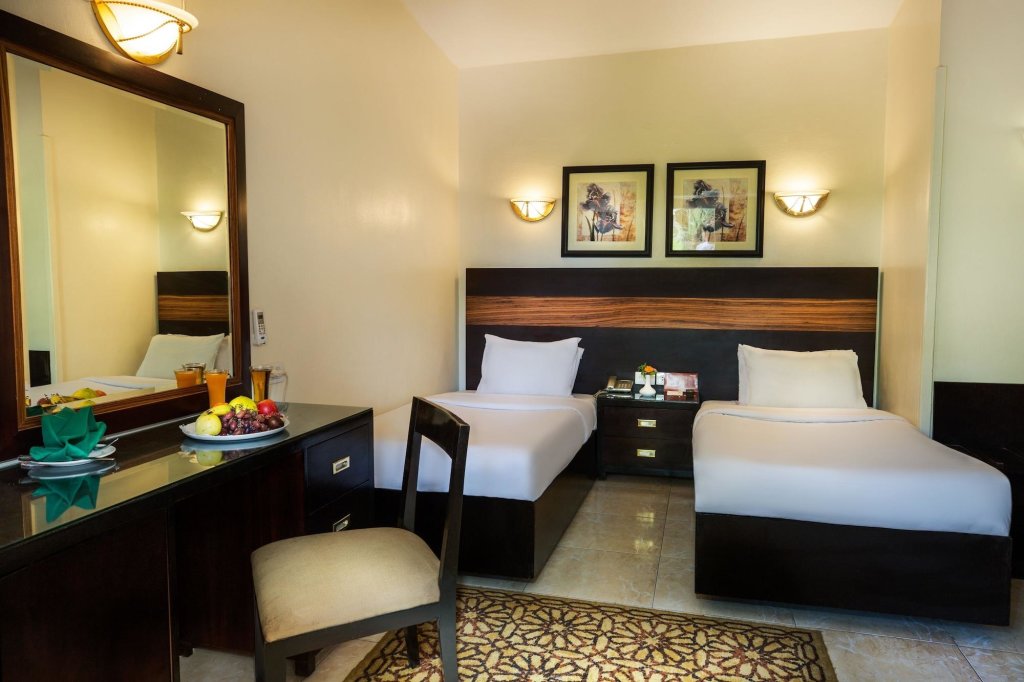 Асуан: Obelisk Nile Hotel Aswan