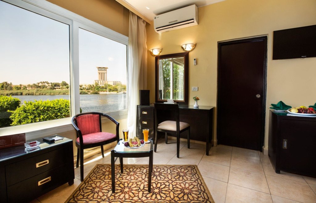Асуан: Obelisk Nile Hotel Aswan