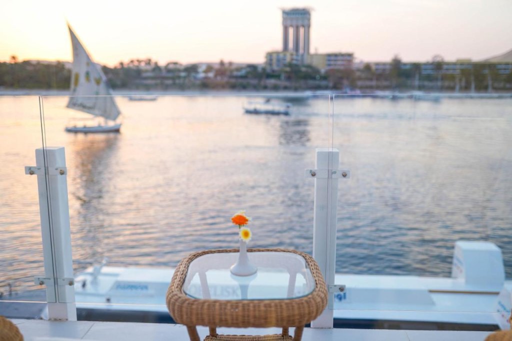 Асуан: Obelisk Nile Hotel Aswan