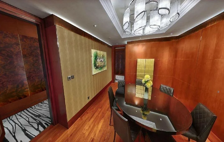 Дубай: Отель The Meydan Hotel Dubai