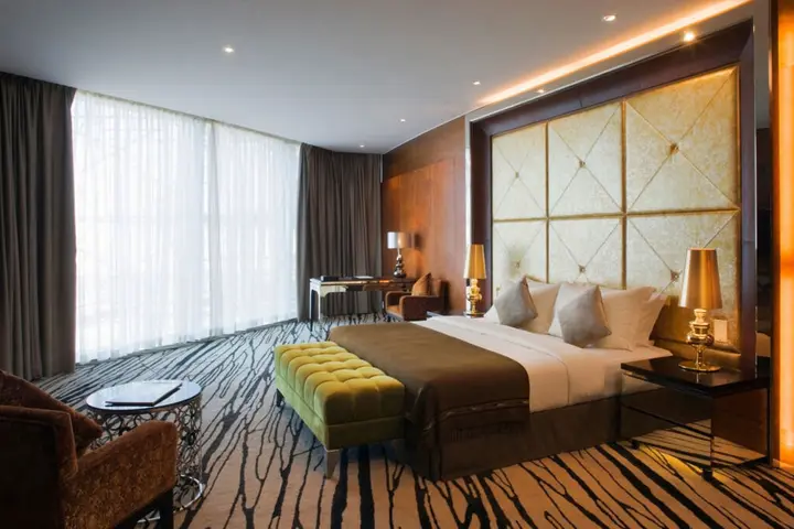 Дубай: Отель The Meydan Hotel Dubai
