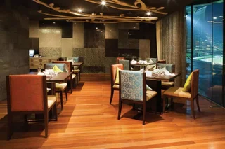 Дубай: Отель The Meydan Hotel Dubai