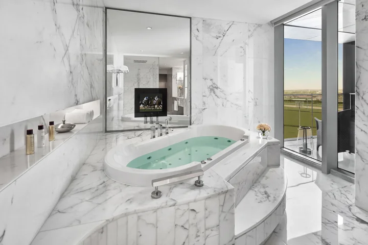 Дубай: Отель The Meydan Hotel Dubai