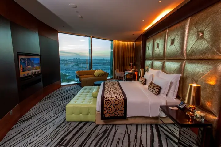 Дубай: Отель The Meydan Hotel Dubai