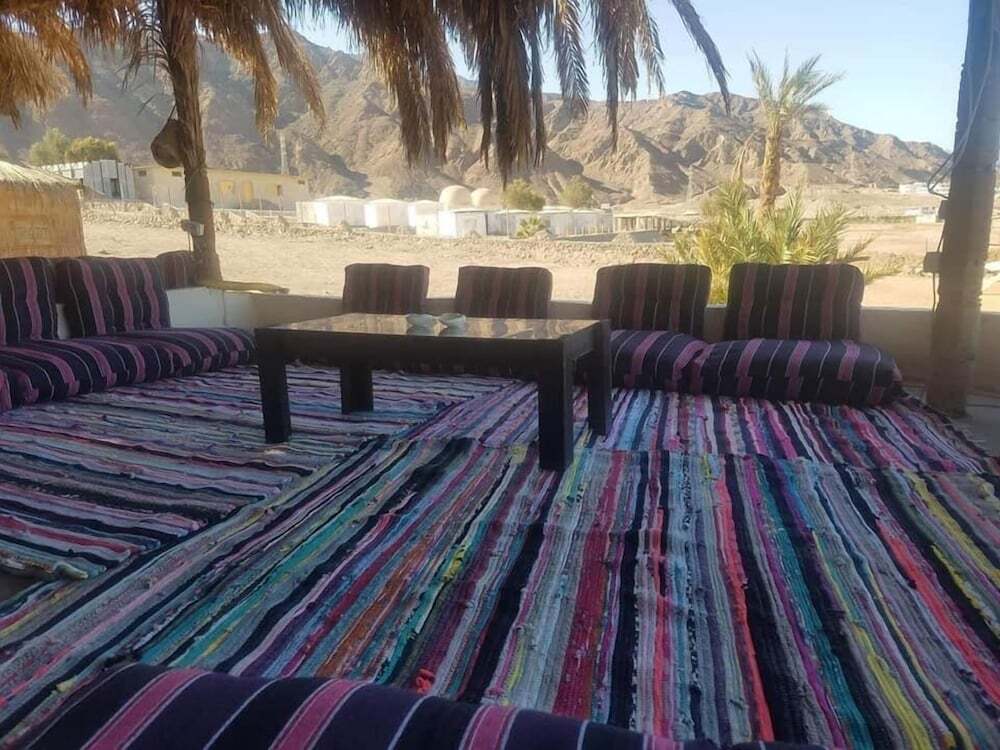 Нувейба: Banana Beach Camp