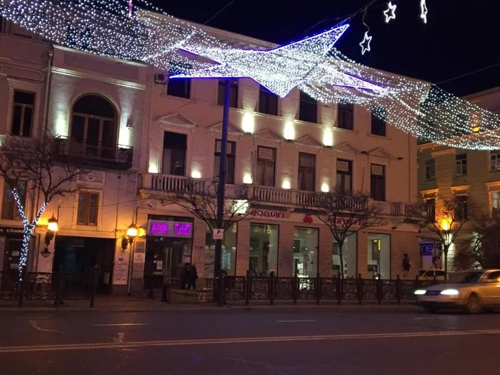 Тбилиси: Maia's Apartment on Rustaveli