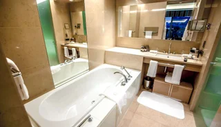 Баку: Apartments By Fairmont Baku Flame Towers