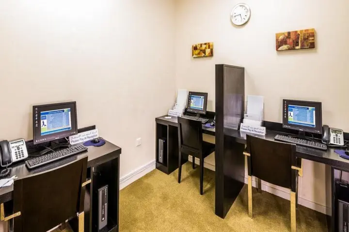 Дубай: Holiday Inn Express Dubai Airport an IHG Hotel