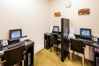 Дубай: Holiday Inn Express Dubai Airport an IHG Hotel