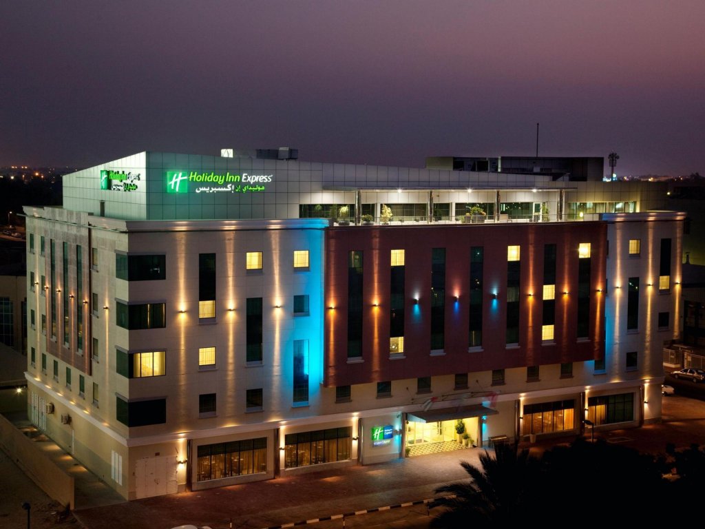 Дубай: Holiday Inn Express Dubai Airport an IHG Hotel