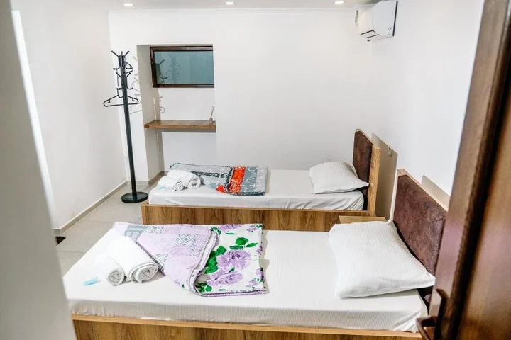 Батуми: Hostel Re