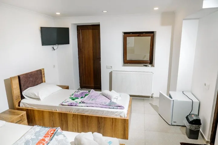 Батуми: Hostel Re