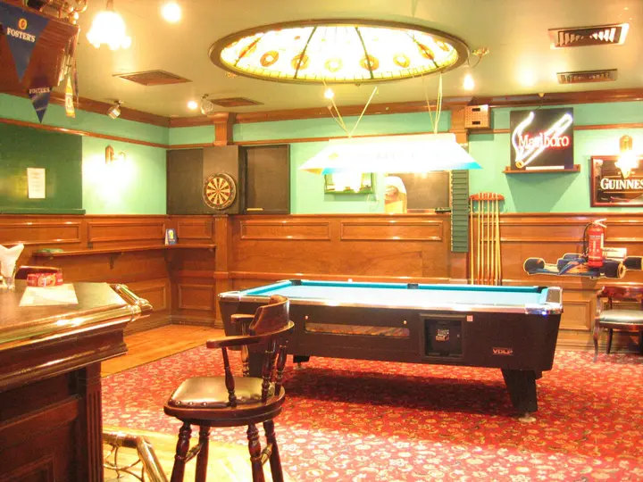 Дубай: Ambassador Hotel
