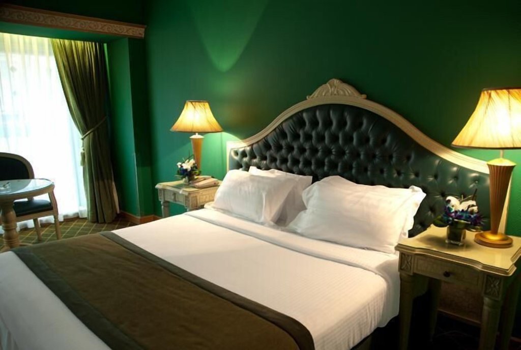 Дубай: Moscow Hotel
