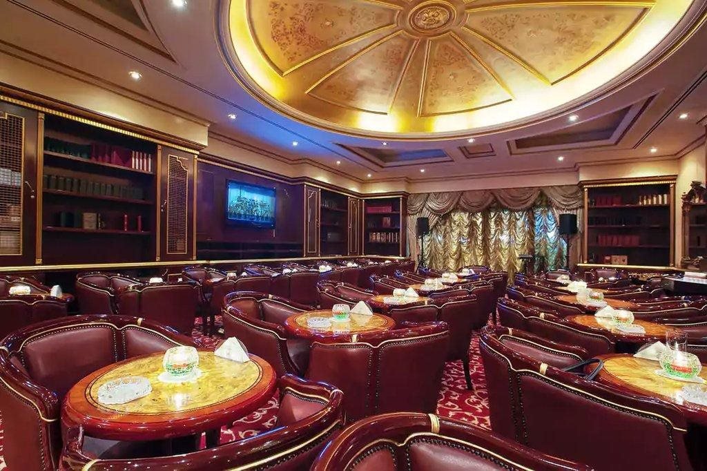 Дубай: Moscow Hotel