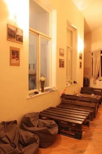 Тбилиси: Squirrel Hostel Tbilisi