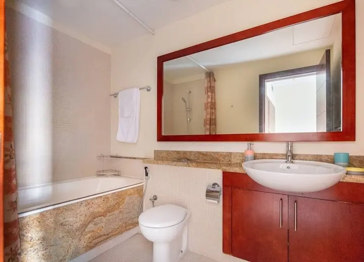 Дубай: Warm & Inviting 1BR in the Most Prestigious Downtown Dubai!