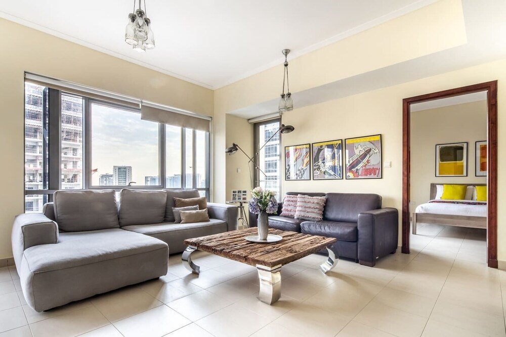 Дубай: Warm & Inviting 1BR in the Most Prestigious Downtown Dubai!