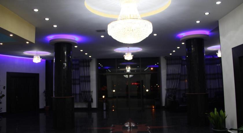 Тбилиси: Hotel Patrioti