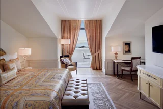 Дубай: Отель Palazzo Versace Dubai