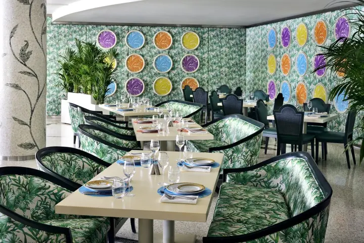 Дубай: Отель Palazzo Versace Dubai
