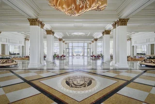 Дубай: Отель Palazzo Versace Dubai
