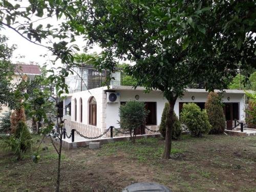 Батуми: House on Moryakov 51