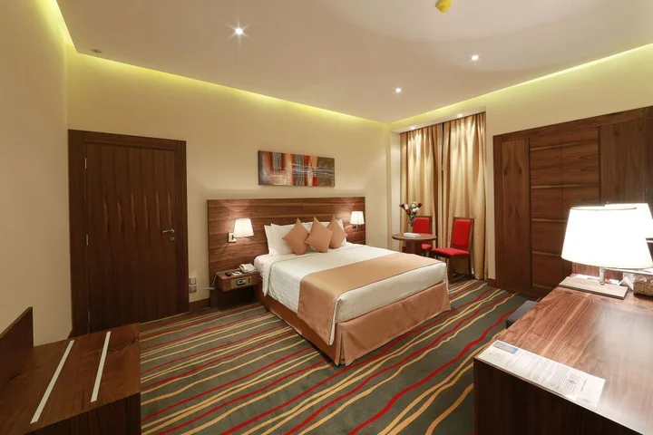 Дубай: Al Khaleej Palace Deira Hotel
